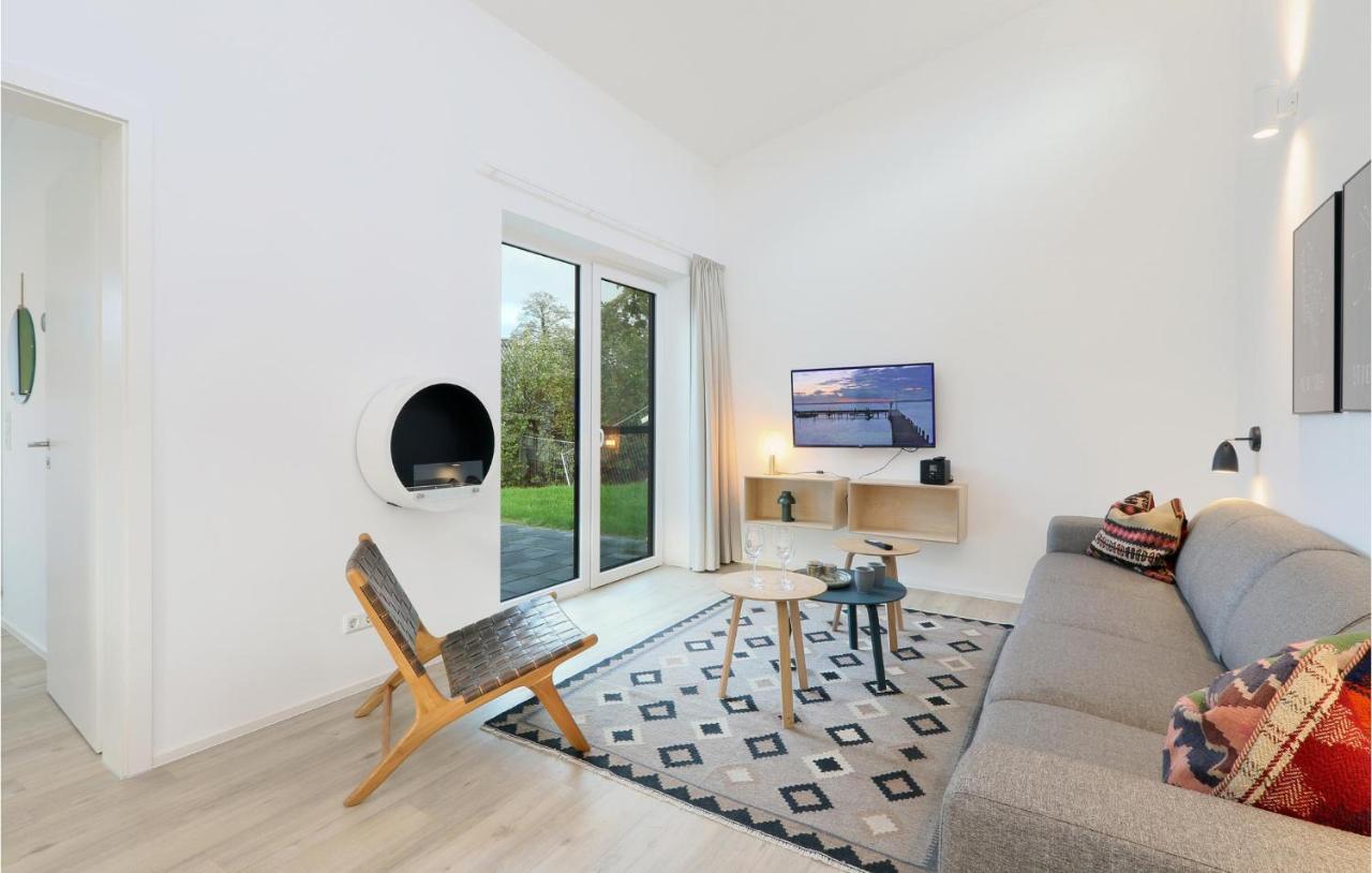 Lovely Home In Lembruch-Duemmer See With Wifi エクステリア 写真